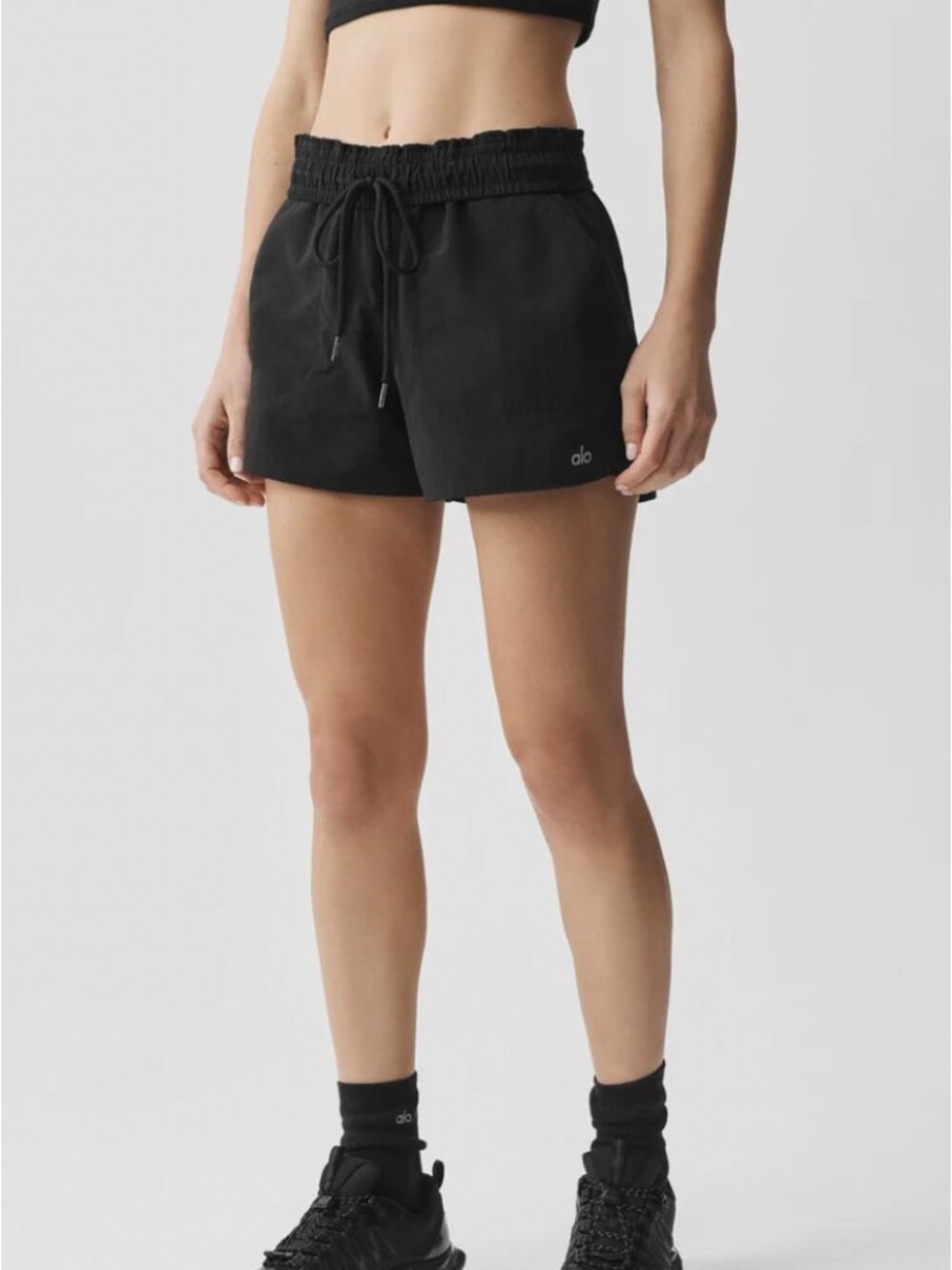 Alo Yoga Alumni Short, size XS
